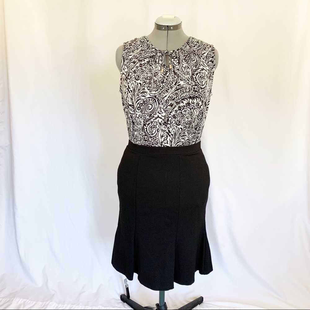 🖤Liz Claiborne Classic Keyhole Sleeveless Top